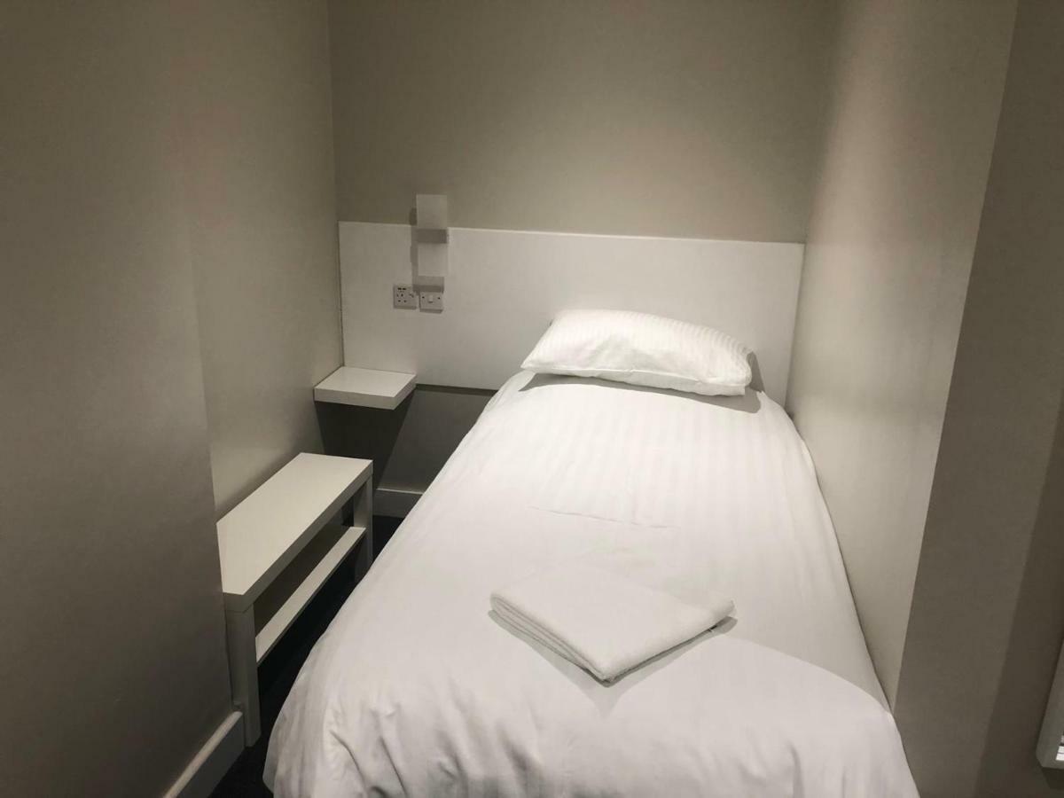 The Fulwich Hotel Dartford Extérieur photo